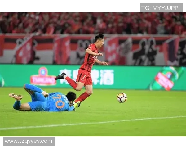 深圳足球队耐力表现创新高引发关注成为联赛新标杆